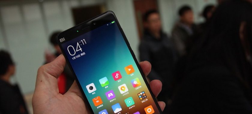 5 điểm hút người dùng của Galaxy A7 2016 và Xiaomi Mi Note